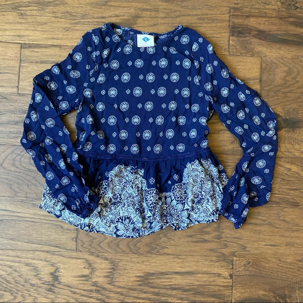 ✴️FREE W/ PURCHASE Sadie Robertson Long Sleeve Blouse